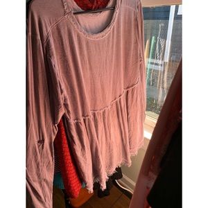 Long sleeve frayed top